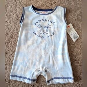 Cat and Jack 0 to 3 month jumpsuit New with tag